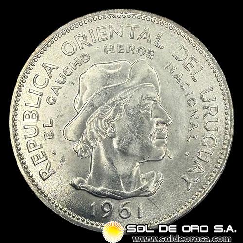 NA4 - URUGUAY - 10 PESOS, 1961 - MONEDA DE PLATA