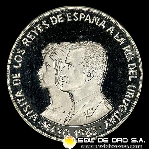 NA4 - URUGUAY - 2.000 NUEVOS PESOS, 1983  - VISITA DE LOS REYES DE ESPAÑA - MONEDA DE PLATA