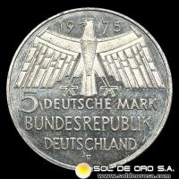 	NA1 - ALEMANIA - 5 MARK - 1975 - Subject: European Monument Protection Year - MONEDA DE PLATA