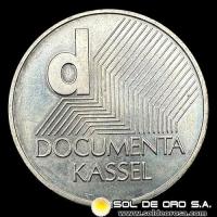 NA1 - ALEMANIA - 10 EUROS, 2002 - DOCUMENTA EXHIBITION OF CONTEMPORARY ART - MONEDA DE PLATA